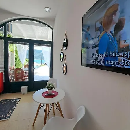 Josse Apartment